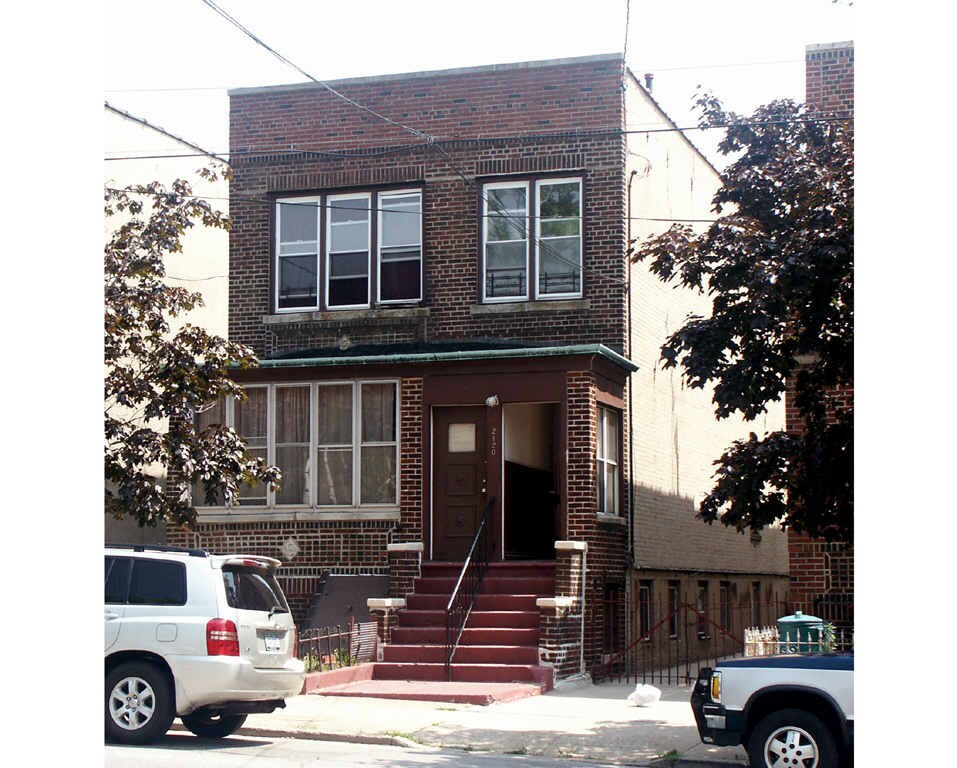 Primary Photo - 2120 Lafayette Ave