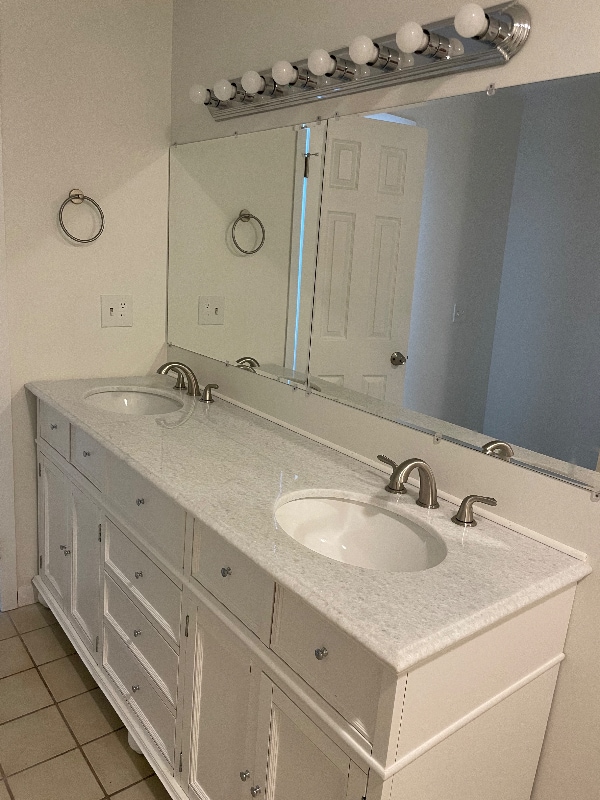 Building Photo - 1817 Chestnut St