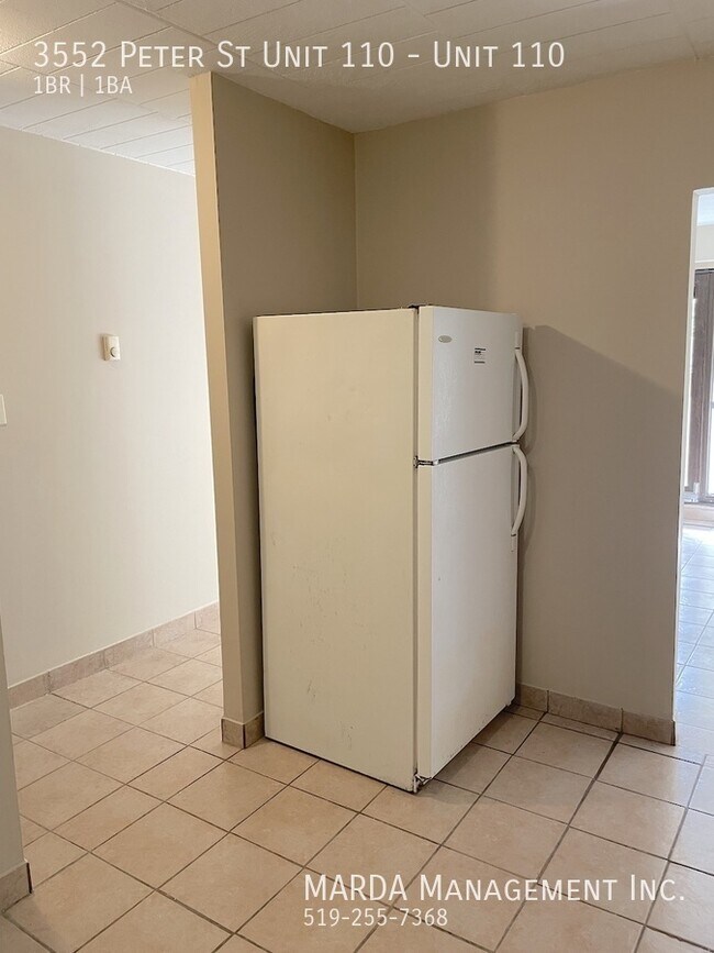 Building Photo - SPACIOUS 1 BED/1 BATH MAIN FLOOR UNIT! WEST WINDSOR INCLUSIVE!
