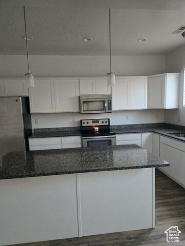 Building Photo - 14757 Lewski Ln