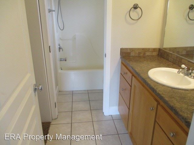Building Photo - 4 br, 3 bath House - 765 Red Cedar Circle