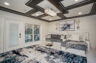 Building Photo - 5711 Sugar Hill Dr