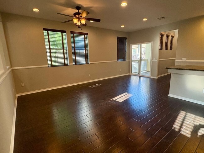 Building Photo - Tri-Level Condo within Walking Distance to...