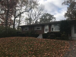 Building Photo - 244 Donelson Hills Dr