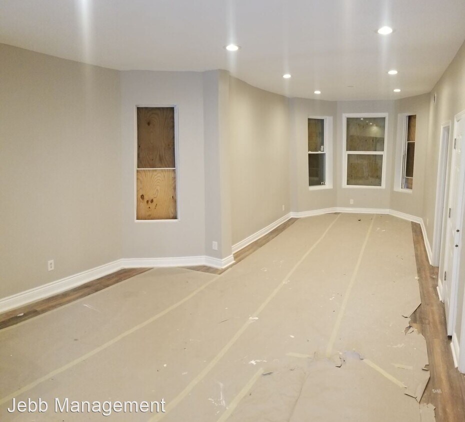 Foto principal - 7225 S Union Ave