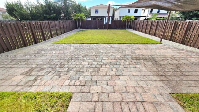 Foto del edificio - 10032 NW 87th Terrace