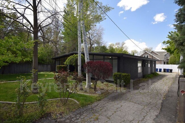 Foto del edificio - 4824 Viewmont St