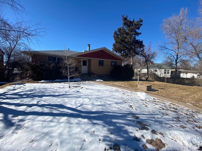 Building Photo - 3 br, 2 bath House - 3821 S Fox St