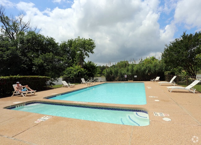 Building Photo - Brazos Park Apartments