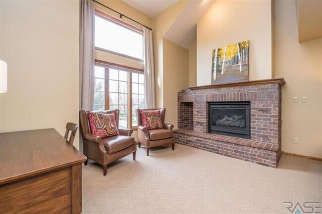 Foto del edificio - 4404 S Yellowstone Ln