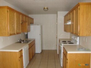 Building Photo - 4900 John David Dr