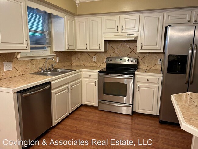 Building Photo - 2 br, 2 bath House - 5147 S. Oaks