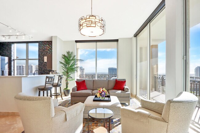 Foto del edificio - 550 Okeechobee Blvd