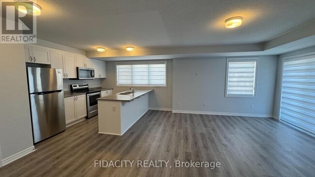 Building Photo - 173 Anthracite Private