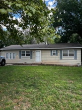 Building Photo - 3526 S Downtain St