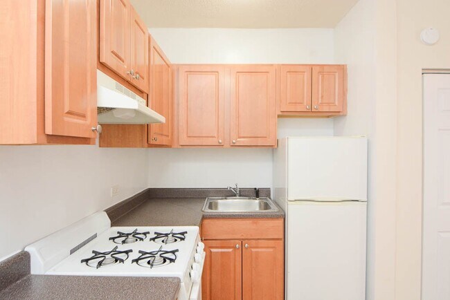 Building Photo - 1742 N Humboldt Blvd