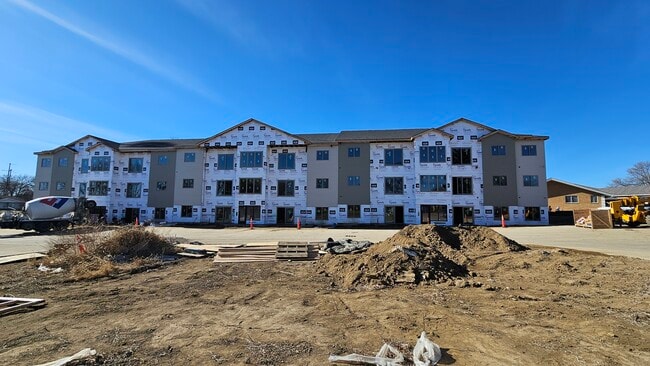 Building Photo - Avenue East