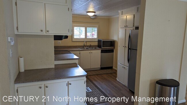 Building Photo - 3 br, 2 bath House - 9308 13th Pl SE