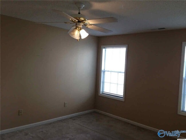 Building Photo - 110 Wildweed Ct