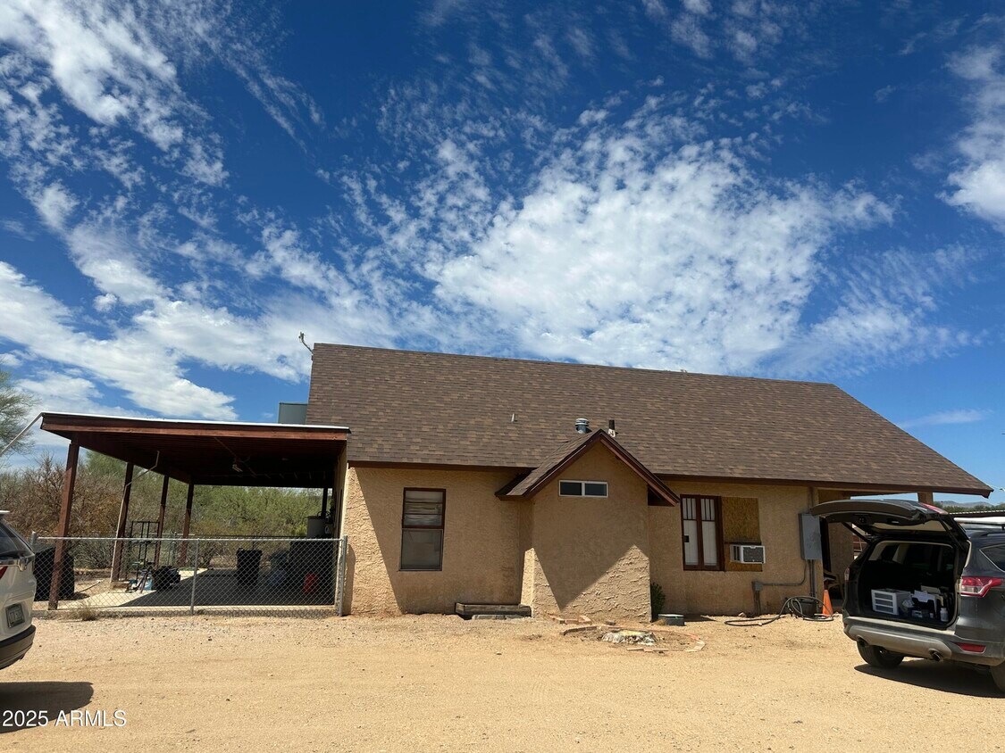 Foto principal - 1328 E Maddock Rd