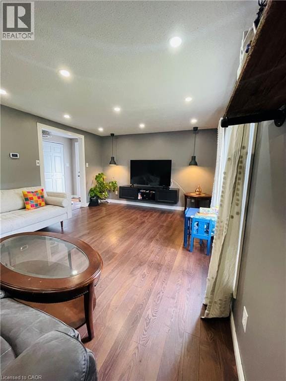 Building Photo - 152B NORTHLAKE Drive