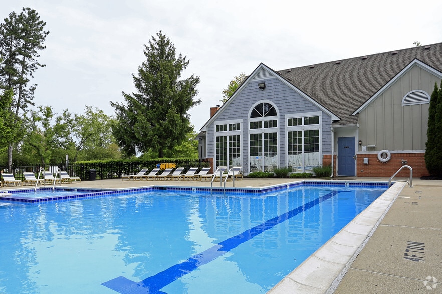 Westbury Village Townhouses Rentals Auburn Hills, MI