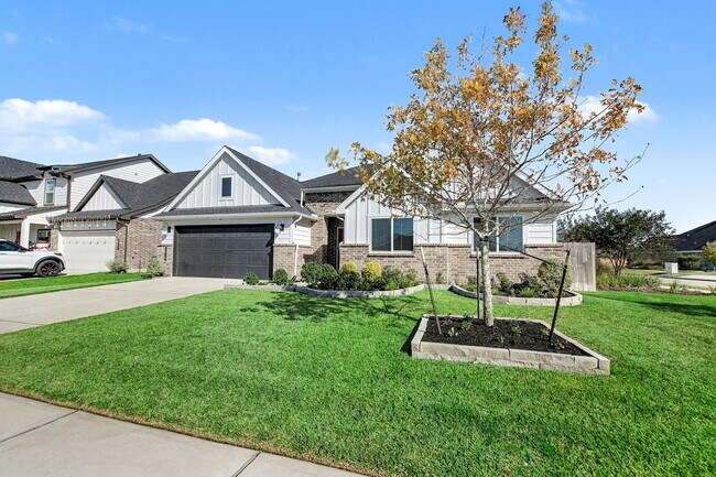 Building Photo - 3839 Hordley Ter Trl