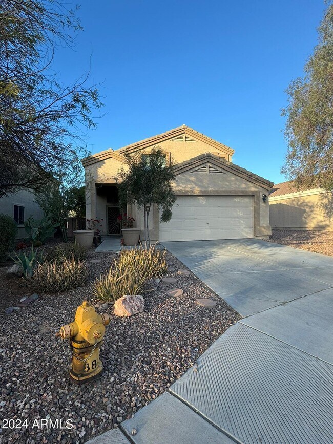 Building Photo - 23976 W Desert Bloom St