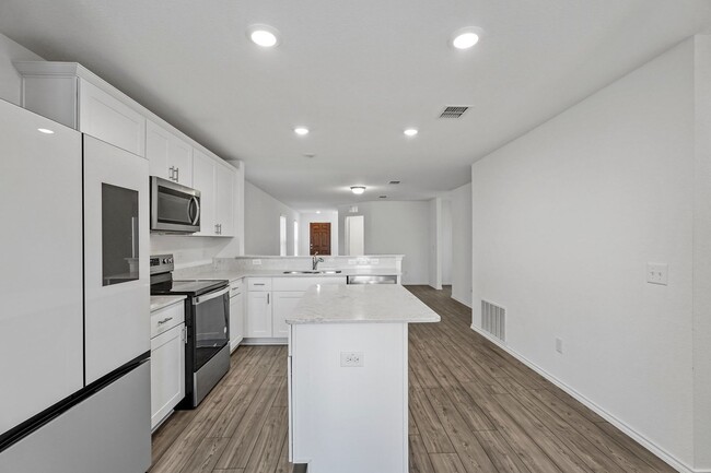 Foto del edificio - Stunning New Build in Forney, TX – Near La...