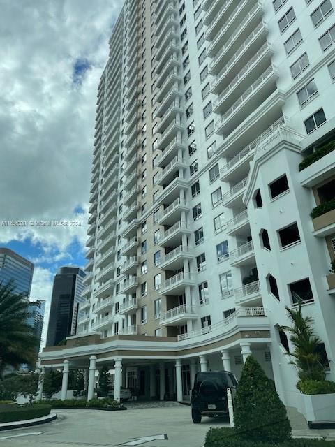 Foto del edificio - 801 Brickell Key Blvd