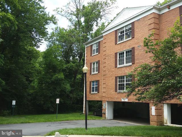 Building Photo - 7621 Provincial Dr