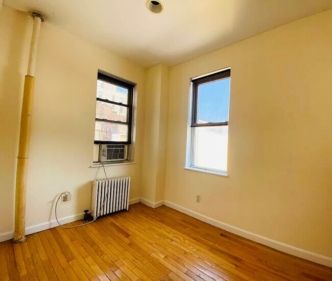 Bedroom 1.5 - 5 Rivington St
