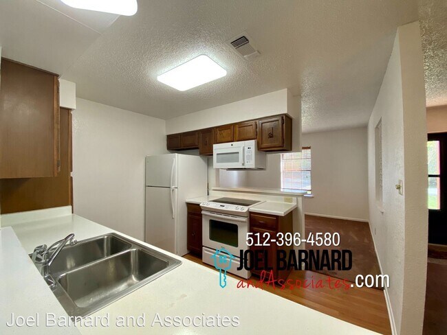 Building Photo - 3 br, 2 bath House - 301 Quail Run