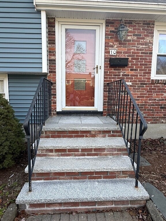 Foto del edificio - 10 Snake Brook Rd