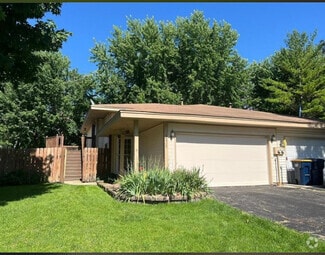 Building Photo - 16900 Grenadier Ave
