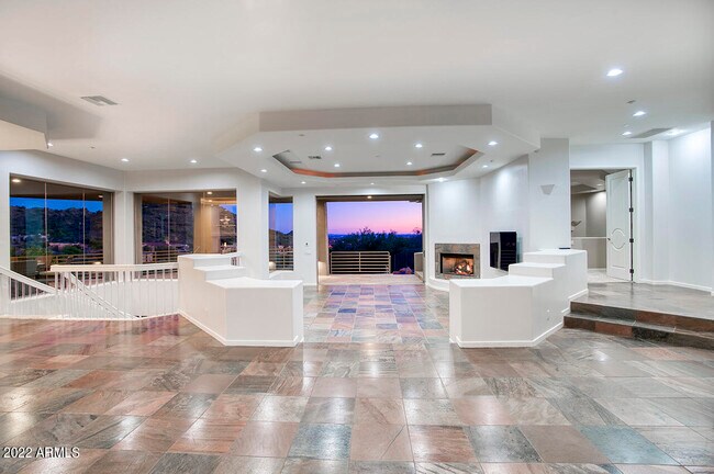 Building Photo - 12943 E Corrine Dr