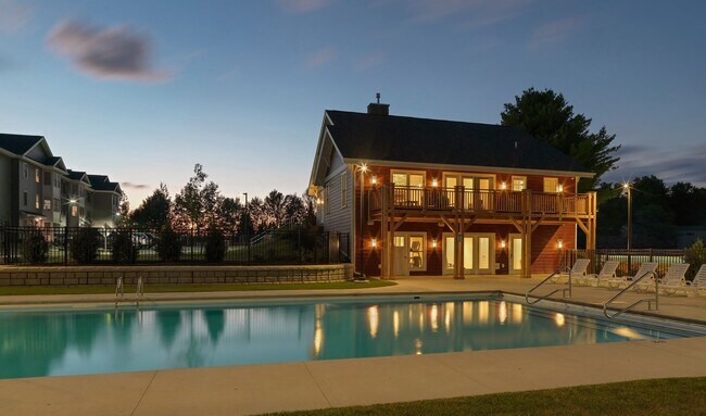 Foto del edificio - Spacious 1-Bedroom with Den & Premium Amenities at Village at Autumn Pond