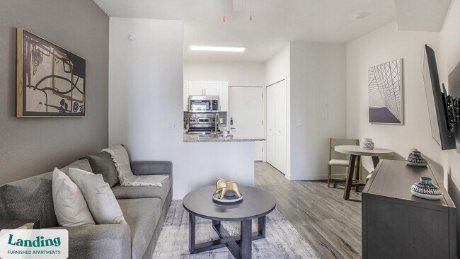 Foto del edificio - 1811 E Apache Blvd