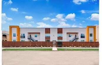 Building Photo - 4625 Virginia Ave