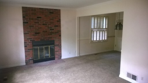 Building Photo - 1235 Darr Dr