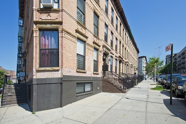 Building Photo - 6 Convent Ave