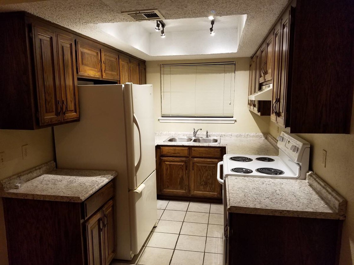 5259 Nowata Rd, Bartlesville, OK 74006 Condo for Rent in Bartlesville