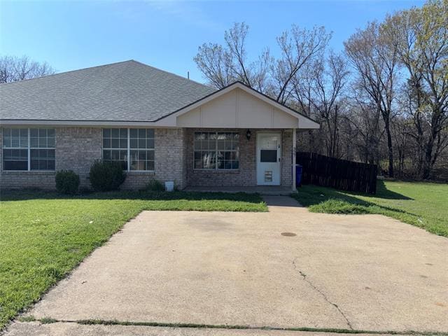 Foto del edificio - 327 Shady Valley Dr