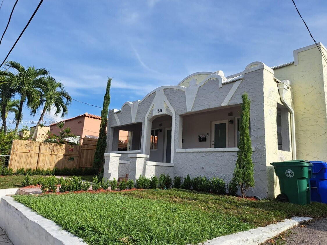 Primary Photo - 1822 NW 4th St