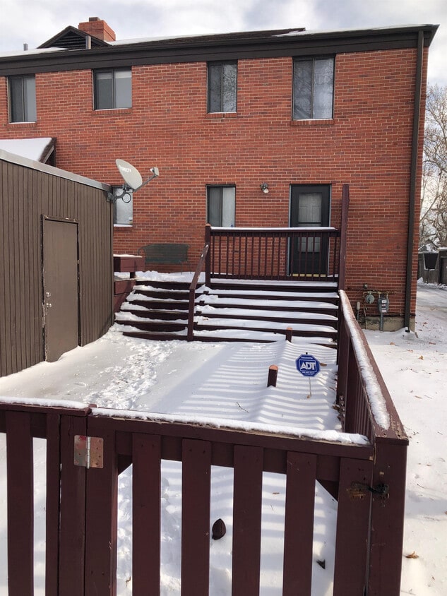 Primary Photo - 3253 N 20th Ct
