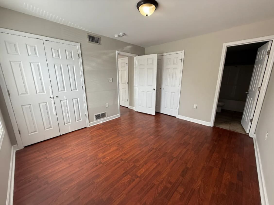 Legacy Place Apartments - 845 W Madison St Franklin, KY 42134