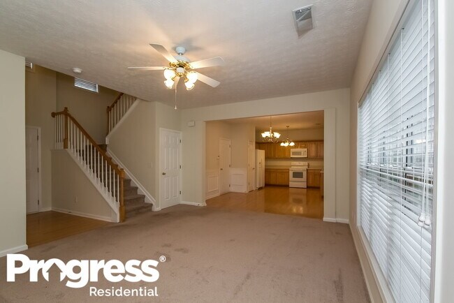 Building Photo - 145 Alessie Dr
