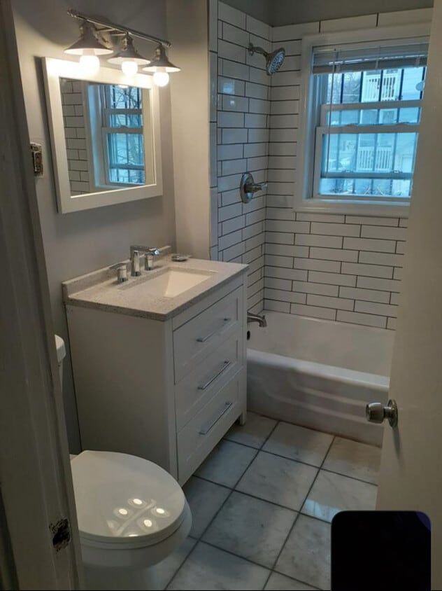 Building Photo - 51 W Park St