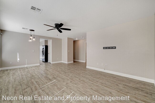 Foto del edificio - 3 br, 2 bath House - 3688 Laguna Veneta Av...