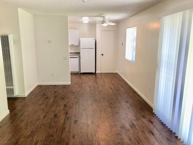 Foto del edificio - 810 Carlita Cir